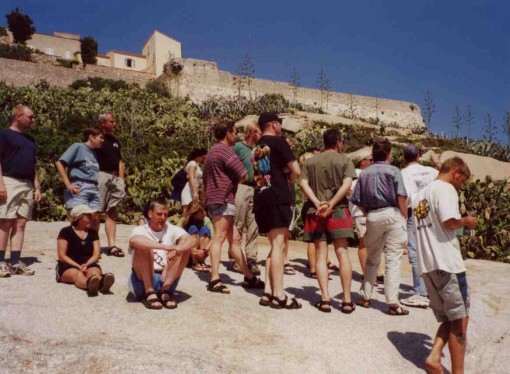 Tauchgangbesprechung Calvi